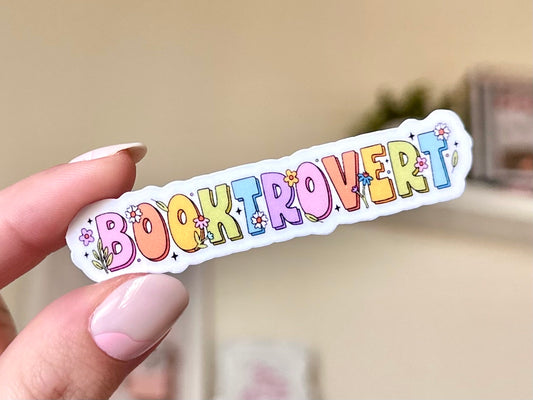 Booktrovert sticker