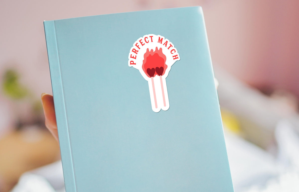 Perfect Match sticker, heart-shaped match heads – view 3
