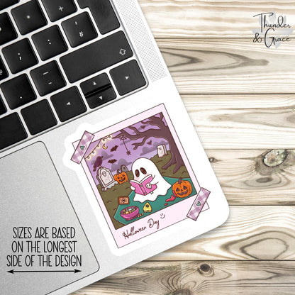 Halloween Ghost Reading sticker – view 3